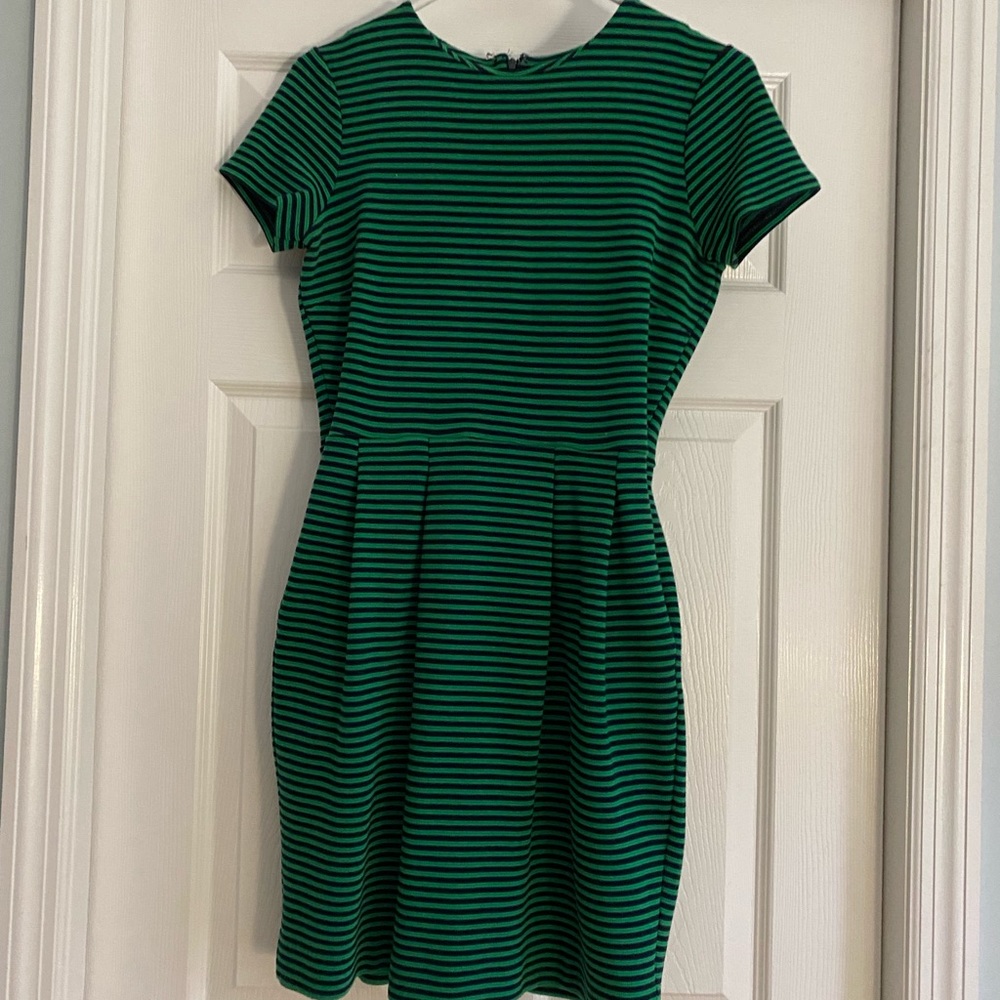 Adorable and comfy C. Wonder dress